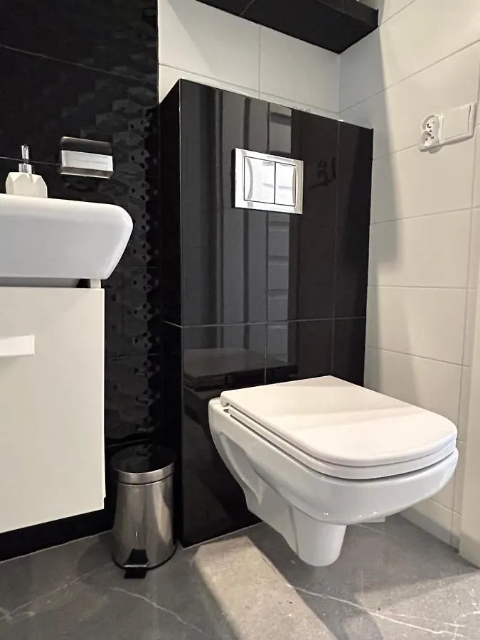 Near To The Beach & City Centre Apartment Jagiellonska Kolobrzeg